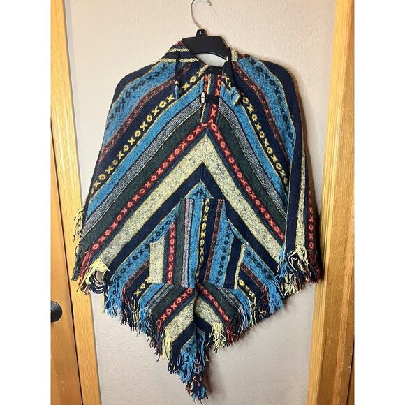 Handwoven Nepal Fringe Poncho Unisex Design Front Pocket Pointed Hooded One Size - Picture 2 of 13